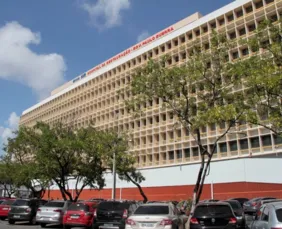 Imagem ilustrativa da imagem Taxista é morto a tiros enquanto jogava dominó no bairro dos Aflitos