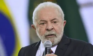 Imagem ilustrativa da imagem Lula mostra disposição para 2026 para evitar retorno de 'trogloditas' ao poder"