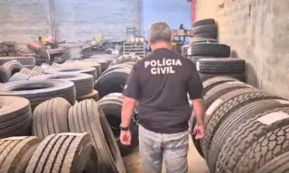 Imagem ilustrativa da imagem Polícia Civil fecha empresa de venda e produção clandestina de pneus