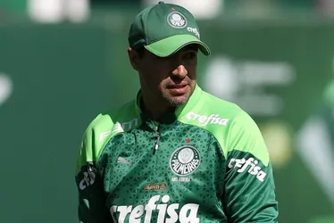 Imagem ilustrativa da imagem Abel elogia intensidade do Palmeiras contra Red Bull Bragantino, mas cobra eficácia