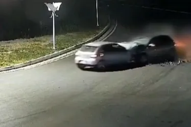 Imagem ilustrativa da imagem Acidente entre dois carros deixa um morto na BR-101 em Linhares