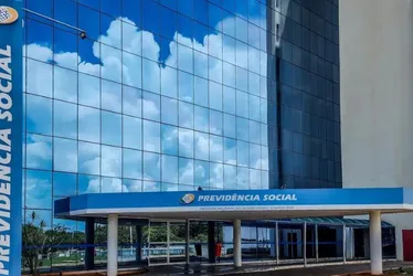 Imagem ilustrativa da imagem Servidores federais entram na Justiça para requerer valores de até R$ 200 mil