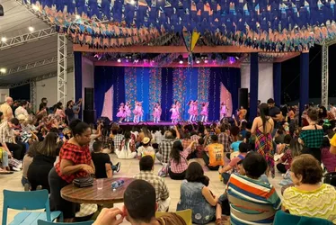 Imagem ilustrativa da imagem Apresentações juninas sobem ao palco do Rooftop do Shopping Tacaruna