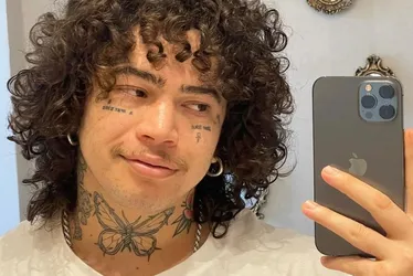 
          Imagem ilustrativa da imagem Sou gay, diz Whindersson Nunes, que afirma ter repensado sua sexualidade
          