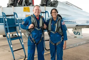 Imagem ilustrativa da imagem Quando os astronautas da Nasa 'presos no espaço' voltarão à Terra?