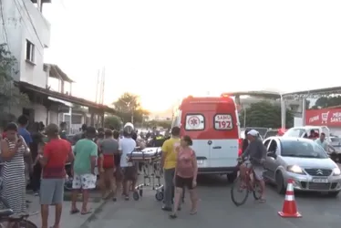 Imagem ilustrativa da imagem Bandidos atiram contra oficina mecânica e deixam dois feridos em Guarapari