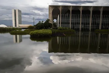 Imagem ilustrativa da imagem Brasil confirma saída de embaixador e rebaixa nível da relação com Israel