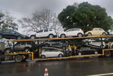 Imagem ilustrativa da imagem Carros roubados no Rio de Janeiro são flagrados pela PRF no ES