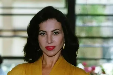 Imagem ilustrativa da imagem Claudia Alencar volta a ser internada e passa por nova cirurgia após receber alta
