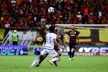 Imagem ilustrativa da imagem Com dois jogadores a menos, Sport perde do Avaí de virada e nos acréscimos