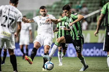 Imagem ilustrativa da imagem Com gol polêmico, Santos cai diante do América-MG na Série B