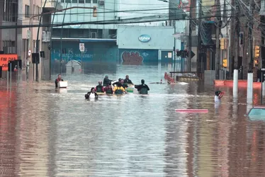 
          Imagem ilustrativa da imagem Comissão de mudança climática é só “lacração”
          