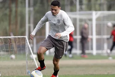 Imagem ilustrativa da imagem Corinthians recebe o Vitória e tenta diminuir crise após saída de António Oliveira