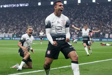 Imagem ilustrativa da imagem Corinthians tenta abrir vantagem contra o Bragantino na tela da TV Tribuna/SBT