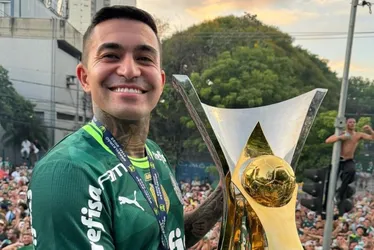 Imagem ilustrativa da imagem Cruzeiro anuncia acordo com o Palmeiras e retorno do atacante Dudu ao clube