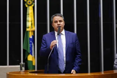 Imagem ilustrativa da imagem Desoneração da folha salarial: fim do alívio fiscal só a partir de 2025