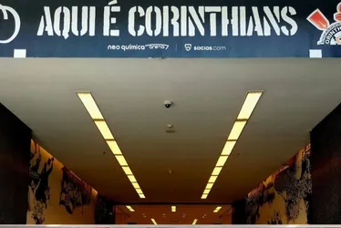 Imagem ilustrativa da imagem Diretores do Corinthians pedem demissão e ampliam dia caótico no clube