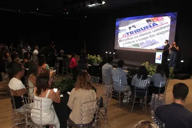 Imagem ilustrativa da imagem Em Pratos Limpos: evento reúne líderes políticos e empresários