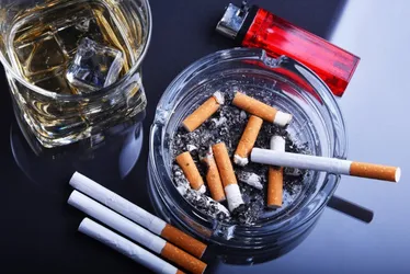 Imagem ilustrativa da imagem Empresas de tabaco, cerveja e petróleo tentam fugir de 'imposto do pecado'