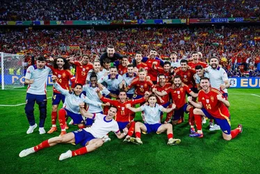 Imagem ilustrativa da imagem Espanha elimina França com genialidade de Yamal e vai à final da Eurocopa