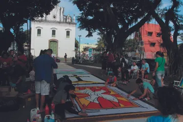 Imagem ilustrativa da imagem FOTOS E VÍDEOS | As belezas dos tapetes de Corpus Christi pelo ES
