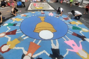 Imagem ilustrativa da imagem FOTOS E VÍDEOS | As belezas dos tapetes de Corpus Christi pelo ES