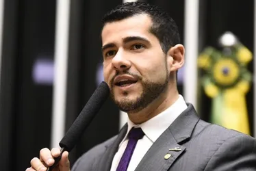Imagem ilustrativa da imagem Família Leite domina União Brasil e mantém 197 pré-candidatos