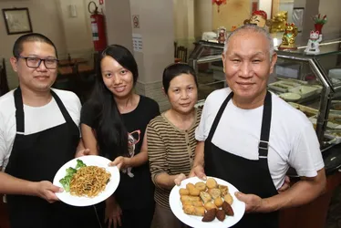 Imagem ilustrativa da imagem Família de Taiwan comanda restaurante vegetariano