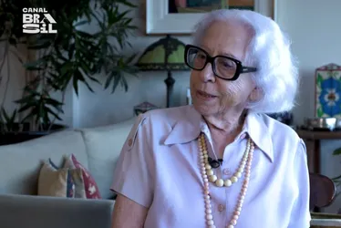 Imagem ilustrativa da imagem Fernanda Montenegro: 'Estou muito espantada! Tem muita gente indo embora'