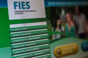 Imagem ilustrativa da imagem Fies: inscrições para vagas remanescentes terminam nesta segunda
