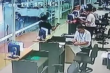 Imagem ilustrativa da imagem Funcionário de concessionária é morto a tiros dentro de loja em BH