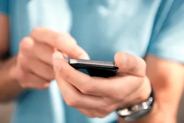 Imagem ilustrativa da imagem Apps de bancos brasileiros apresentam falhas nesta sexta em meio a apagão global