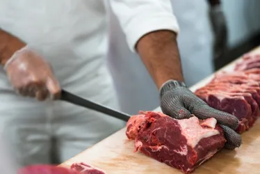 
          Imagem ilustrativa da imagem Governo Lula foi que excluiu carne da cesta básica
          