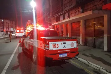 Imagem ilustrativa da imagem Homem fica ferido após explosão em edifício no Centro de Vitória