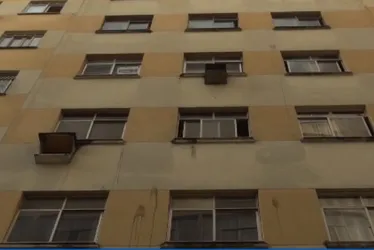 Imagem ilustrativa da imagem Homem invade prédio no Centro de Vitória após ser atingido por ovo