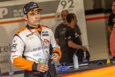 Imagem ilustrativa da imagem Piloto capixaba aperta o acelerador para 3ª etapa da Stock Series neste sábado