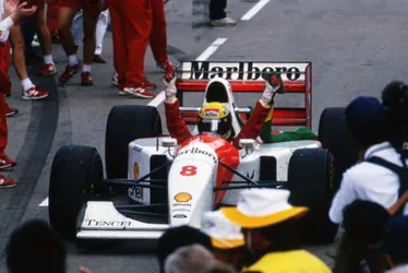 Imagem ilustrativa da imagem Inesquecível: 30 anos sem Ayrton Senna
