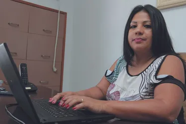 Imagem ilustrativa da imagem Jovens levam até os pais para entrevista de emprego