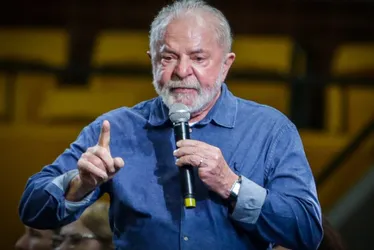 Imagem ilustrativa da imagem Lula reclamou de dores de cabeça em conversas com ministros ao longo do dia