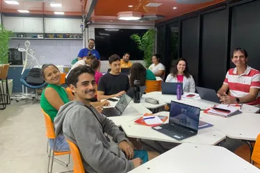 Imagem ilustrativa da imagem Mais de 100 vagas em cursos de graça para trabalhar com internet no ES