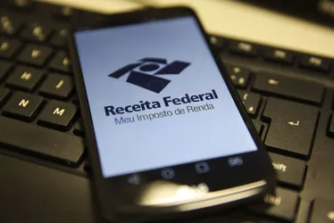 Imagem ilustrativa da imagem Receita paga nesta segunda último lote de restituição do Imposto de Renda 2024