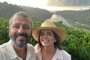 Imagem ilustrativa da imagem Marcos Palmeira publica fotos com Malu Mader no ES: 'só alegria'