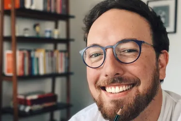 Imagem ilustrativa da imagem “Medo da solidão pode nos fazer aceitar relações tóxicas”, analisa escritor