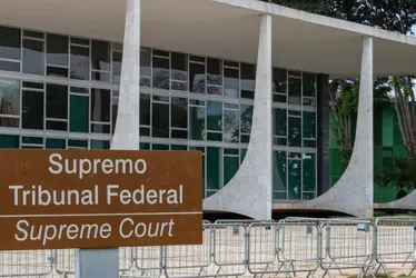 Imagem ilustrativa da imagem Após estrondos, ministros e servidores do STF foram retirados do prédio