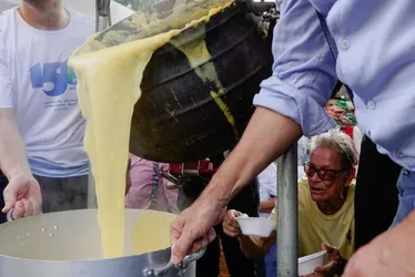 Imagem ilustrativa da imagem "Minitombo da polenta" em festa italiana na Praça do Papa neste sábado