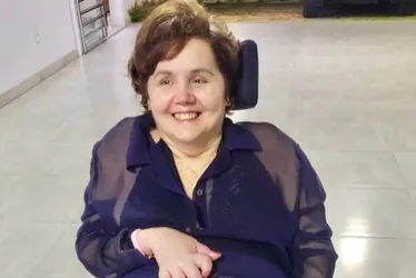Imagem ilustrativa da imagem Morre a jornalista e artista plástica capixaba Simony Garcia