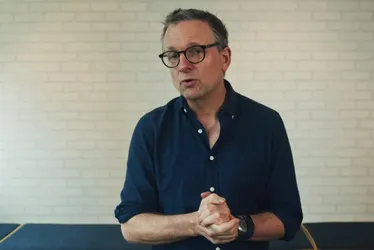 Imagem ilustrativa da imagem Apresentador de TV Michael Mosley morreu de causa natural, informa autópsia