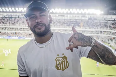Imagem ilustrativa da imagem Neymar fala sobre lesões, Bola de Ouro e Santos: 'Nunca deixei de ser protagonista'