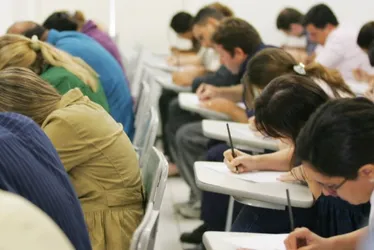 Imagem ilustrativa da imagem Nova reforma do ensino médio traz mais disciplinas tradicionais