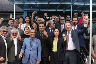Imagem ilustrativa da imagem OAB-PE faz ato de desagravo e cobra respeito às garantias essenciais da advocacia